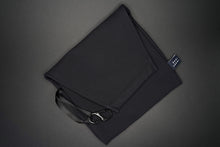 Lade das Bild in den Galerie-Viewer, ÄKKI SÄKKI - TUMMA